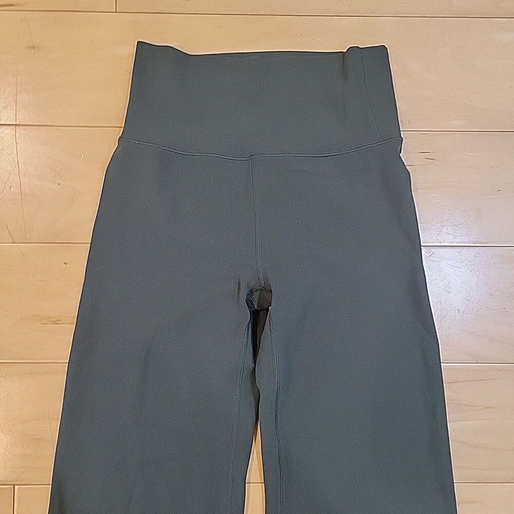 Vuori Wide Leg Pants Flare Leg High Rise Leggings VW4039 XS Green Yoga Workout - Picture 3 of 8